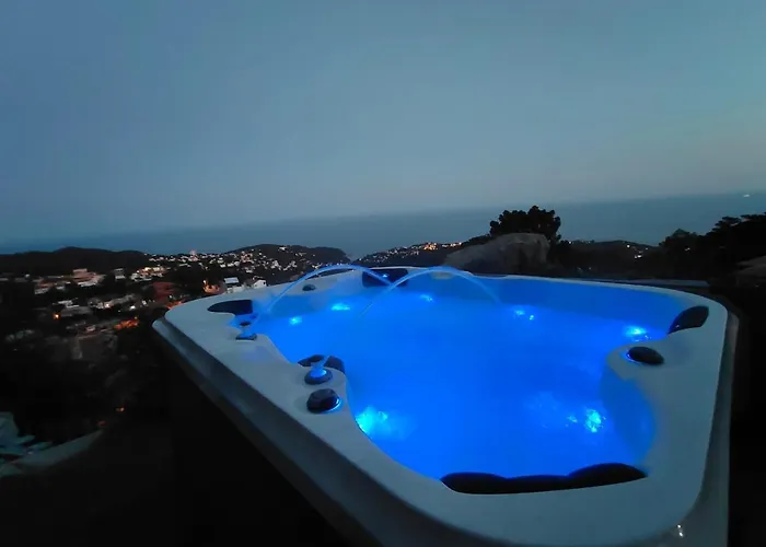 Villa Rapanui Piscina Y Jacuzzi Privados